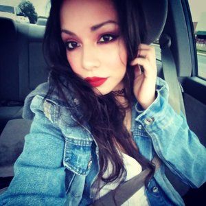 Meet your Posher, Lore